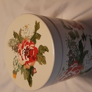 Pioneer Woman Medium canister, Country Garden